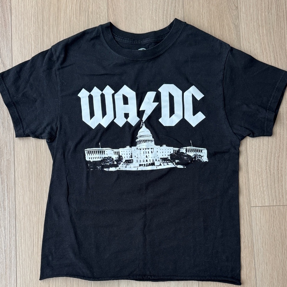 Black Graphic Women's Tee with WA DC Design